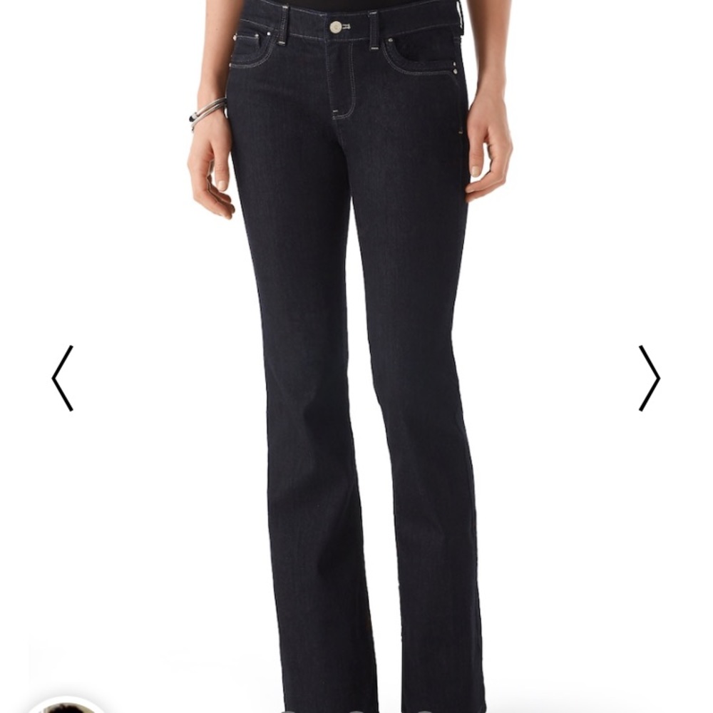 White House Black Market Blanc Flare Leg Jeans